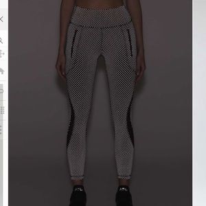 Lululemon leggings with reflective dots ,size 2